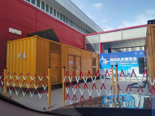 进贤出租发电机-柴油发电机和汽油发电机哪个更好一些？