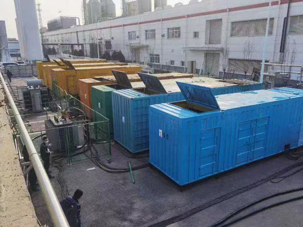 进贤380V和690V电压的电缆线相同吗？